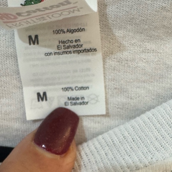 Shania Twain Unisex White Graphic T-shirt Who’s Bed
Have Your Boots Size Medium - Picture 3 of 3